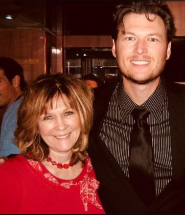 Richard Shelton's ex-wife Dorothy Shelton and son Blake Shelton